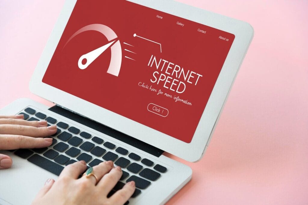 أهمية السرعة في المواقع في تحسين السيو (SEO)